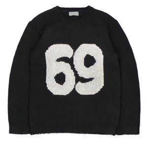 69 knitted long sleeve sweater